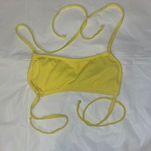 Barely worn yellow bikini top size M, padded